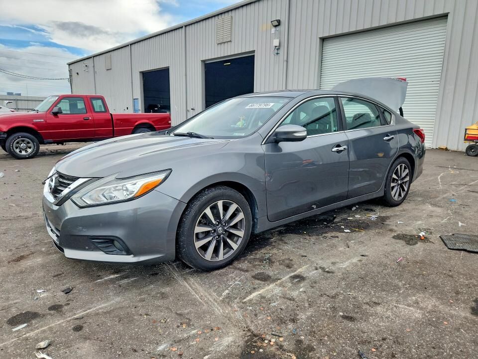 2017 NISSAN Altima