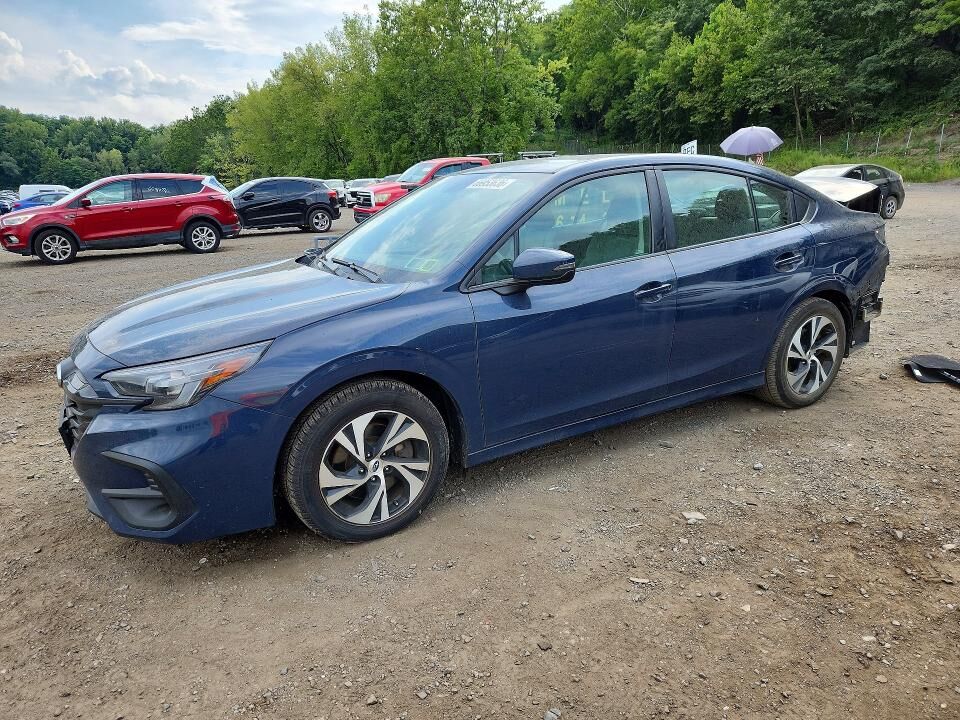 2024 SUBARU Legacy