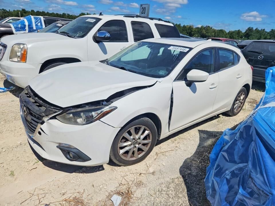 2016 MAZDA Mazda3