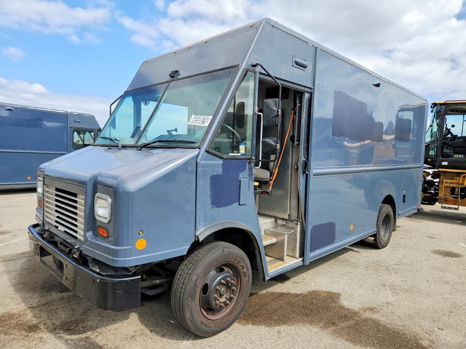 2021 FORD Commercial Chassis