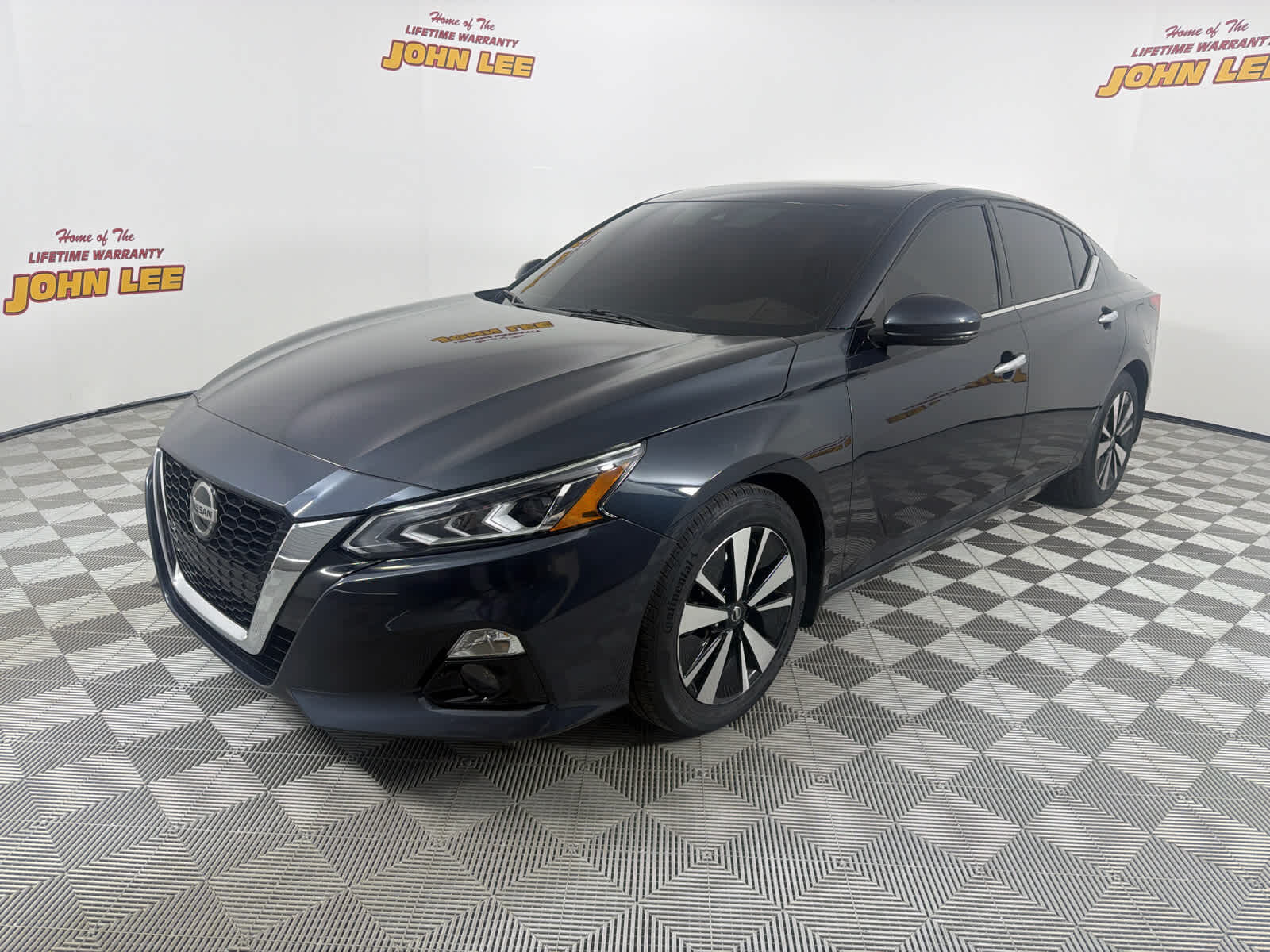 2021 NISSAN Altima