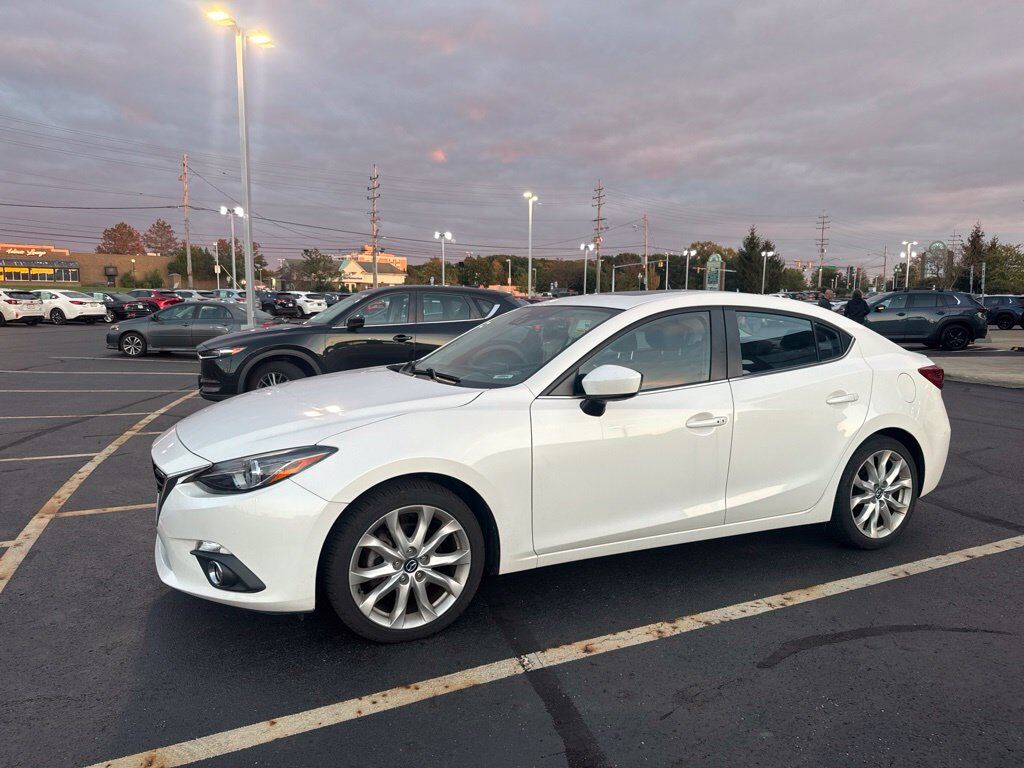 2016 MAZDA Mazda3