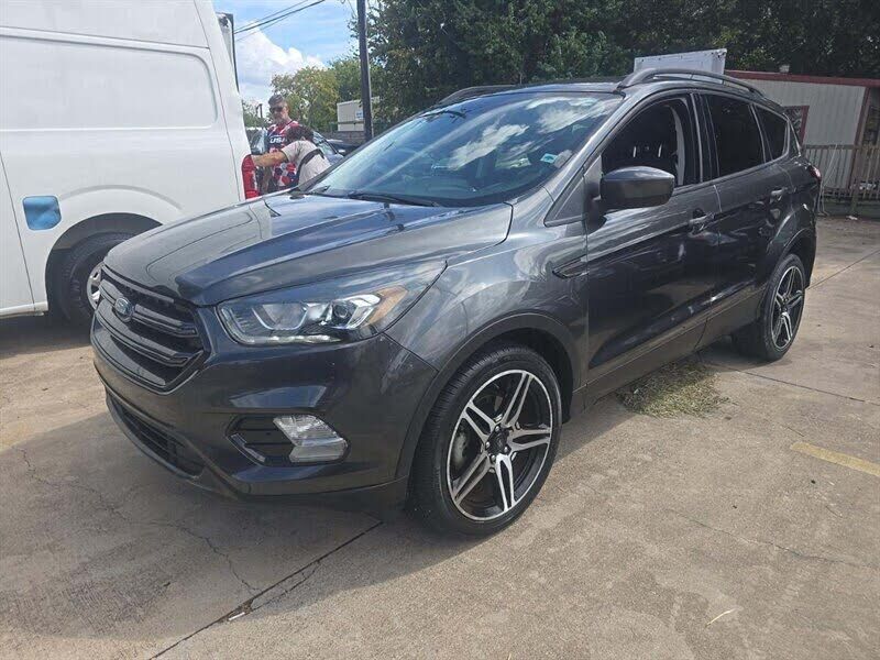 2019 FORD Escape