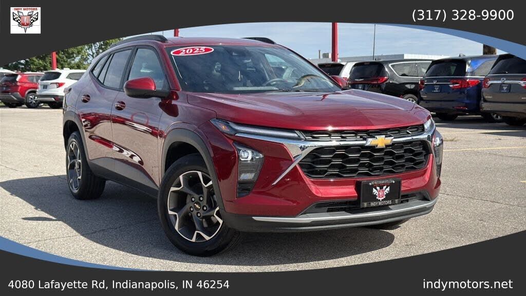 2025 CHEVROLET Trax