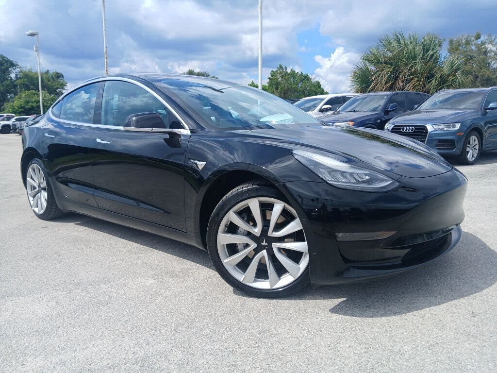 2018 TESLA Model 3