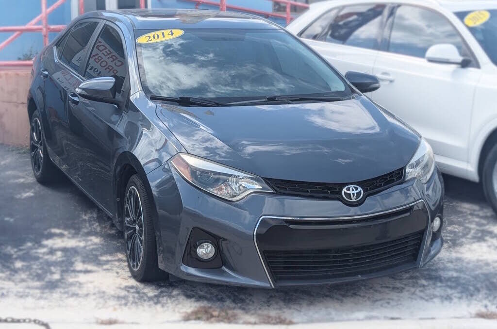 2014 TOYOTA Corolla