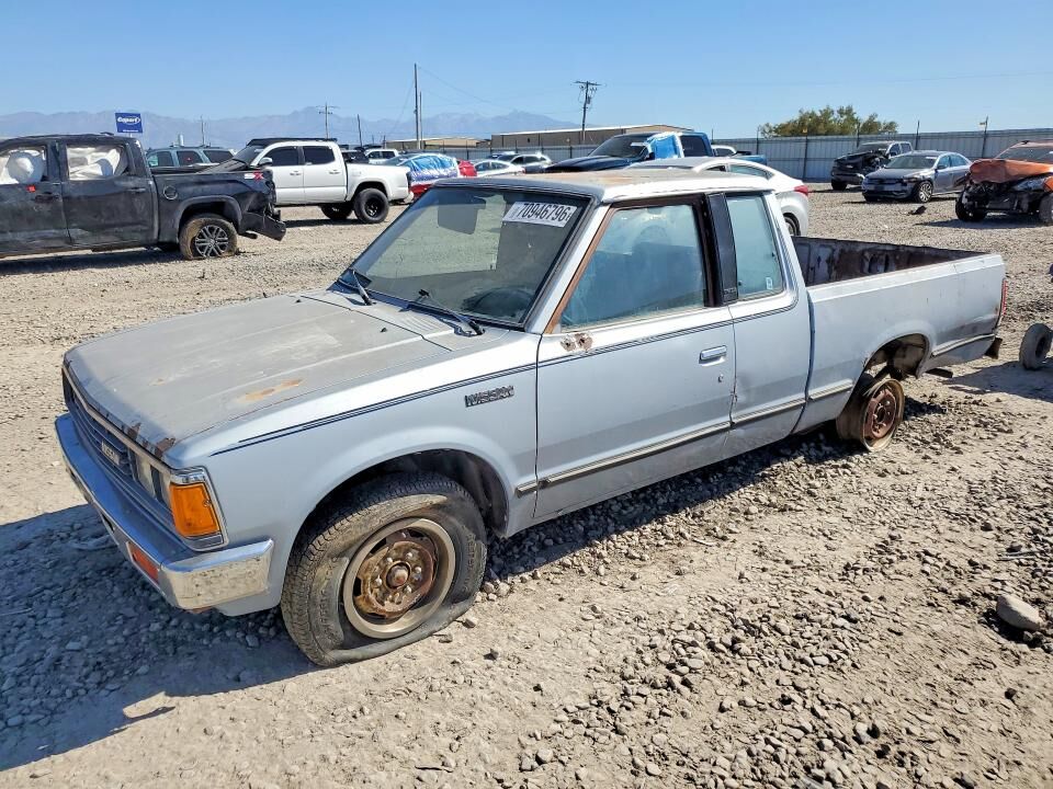 1985 NISSAN Pickup