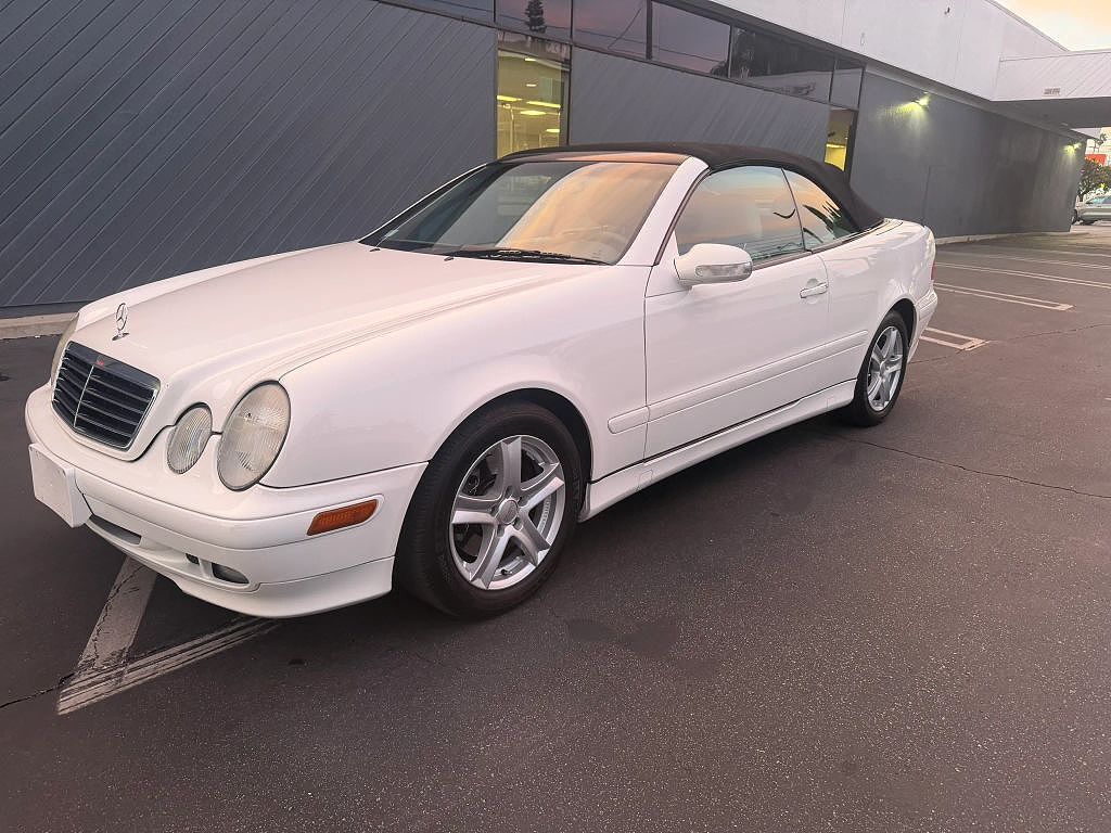 2003 MERCEDES-BENZ CLK-Class