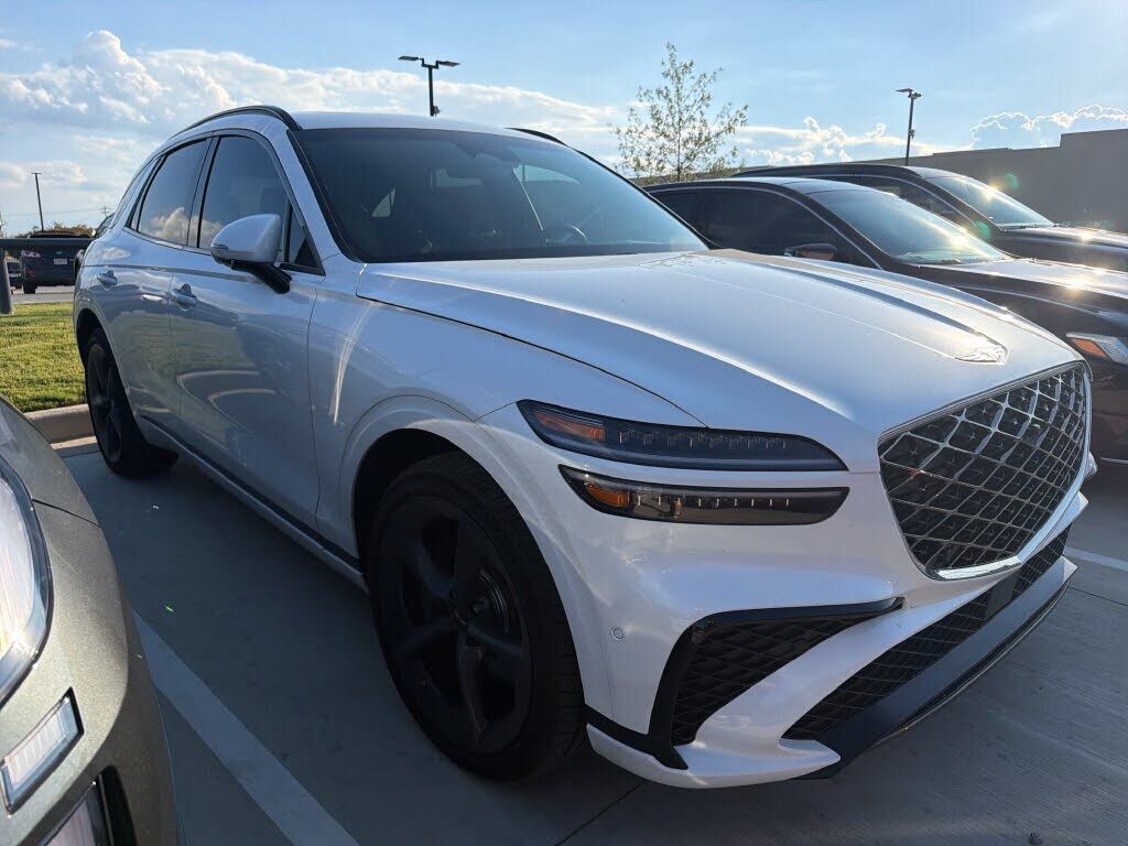2026 GENESIS GV70