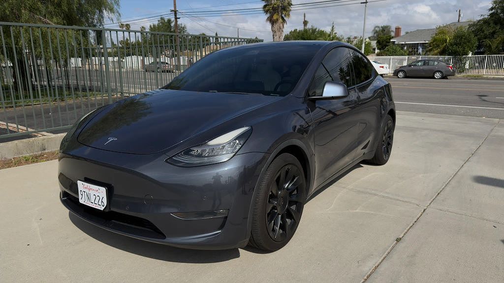 2020 TESLA Model Y