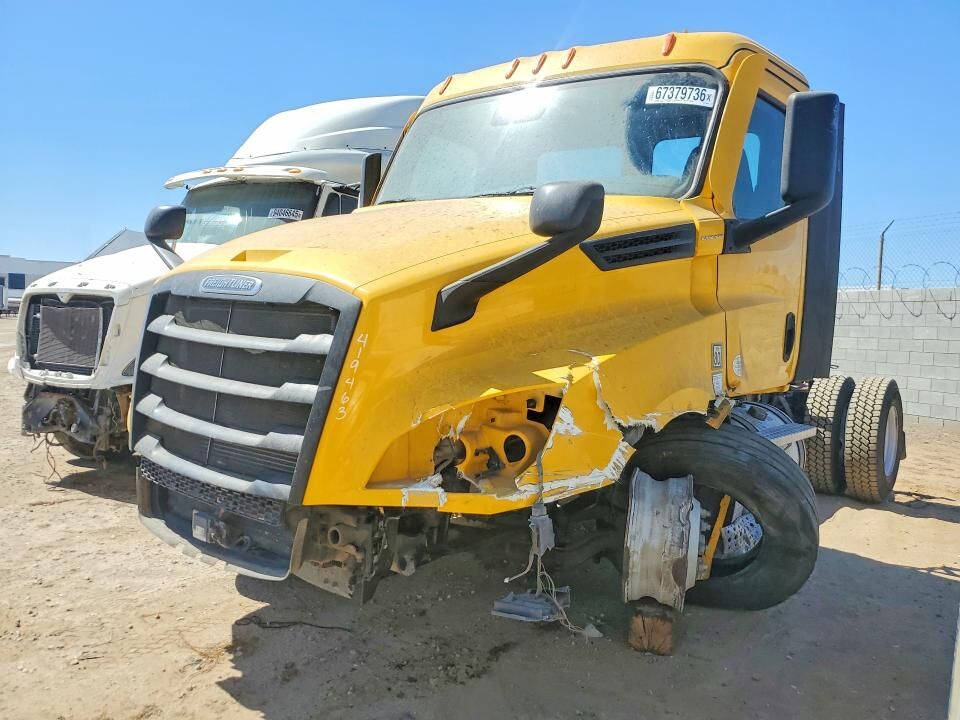 2022 FREIGHTLINER Cascadia