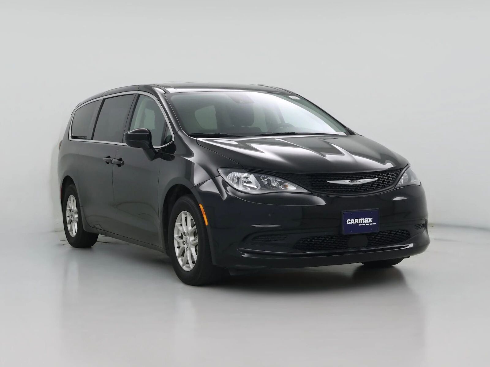 2024 CHRYSLER Voyager