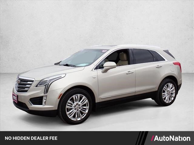 2017 CADILLAC XT5