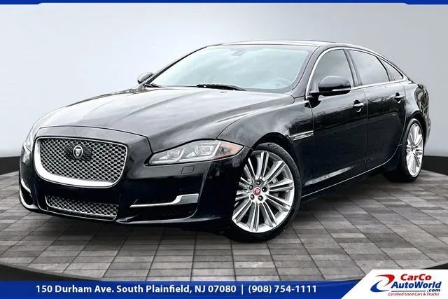 2016 JAGUAR XJ