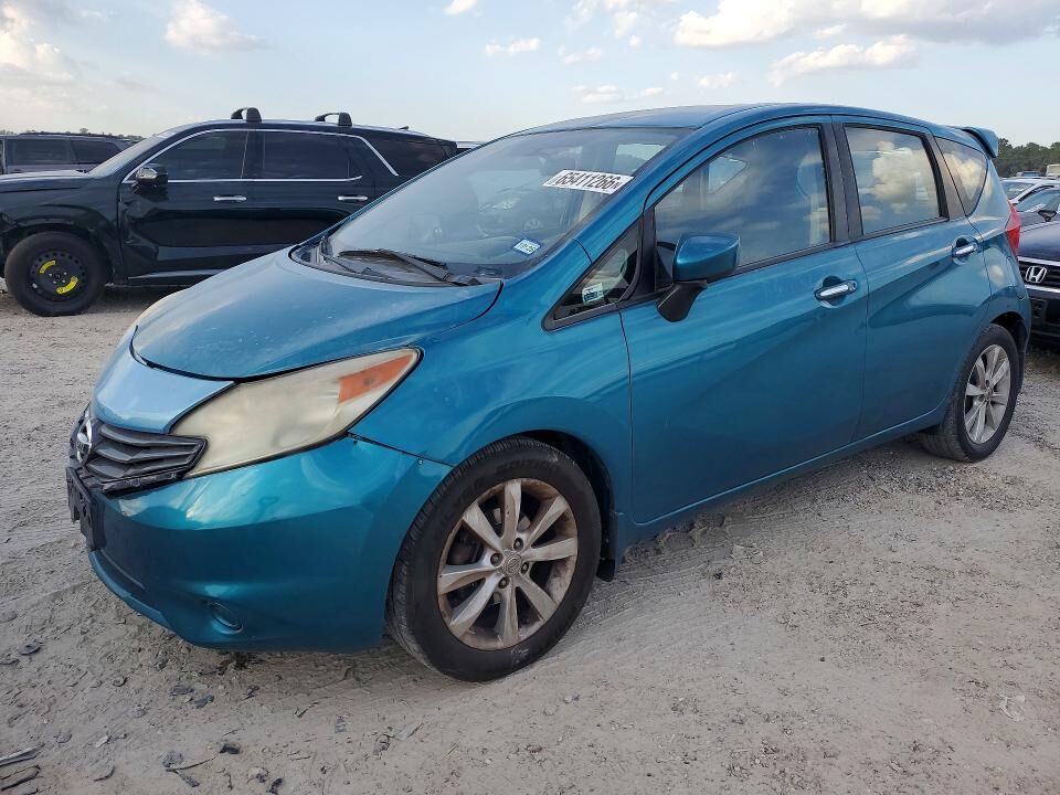 2015 NISSAN Versa