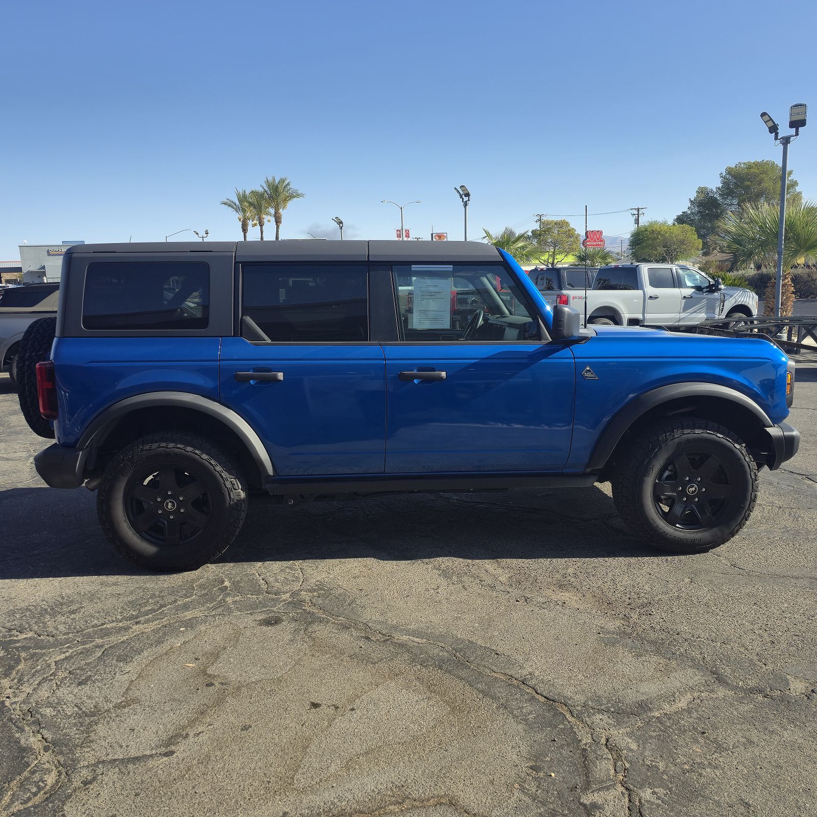 2024 FORD Bronco
