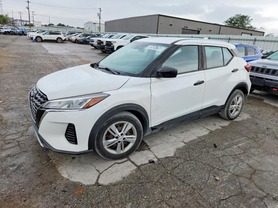 2022 NISSAN Kicks