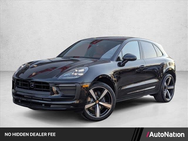 2026 PORSCHE Macan