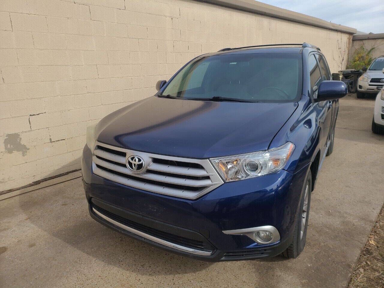 2013 TOYOTA Highlander