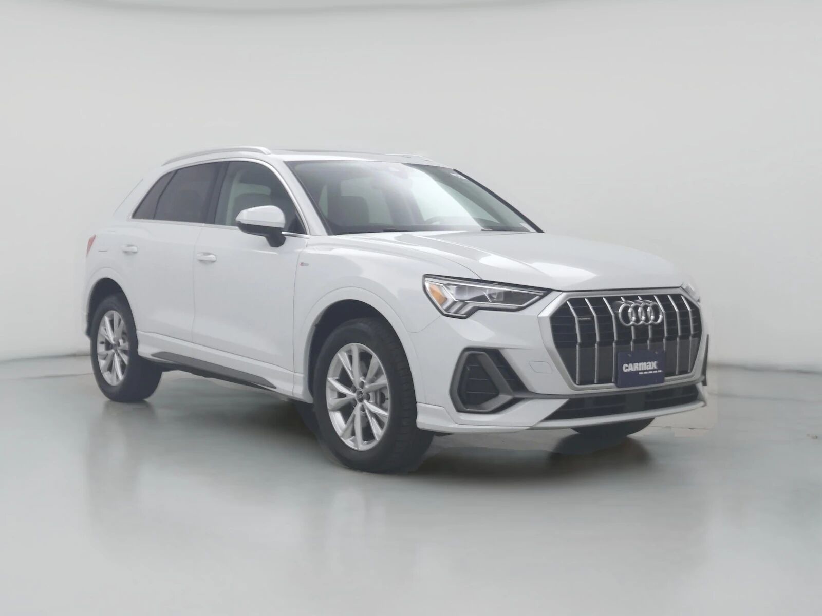 2024 AUDI Q3