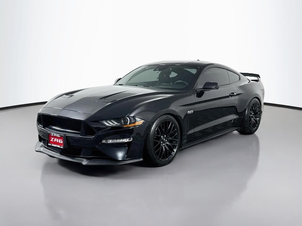 2020 FORD Mustang