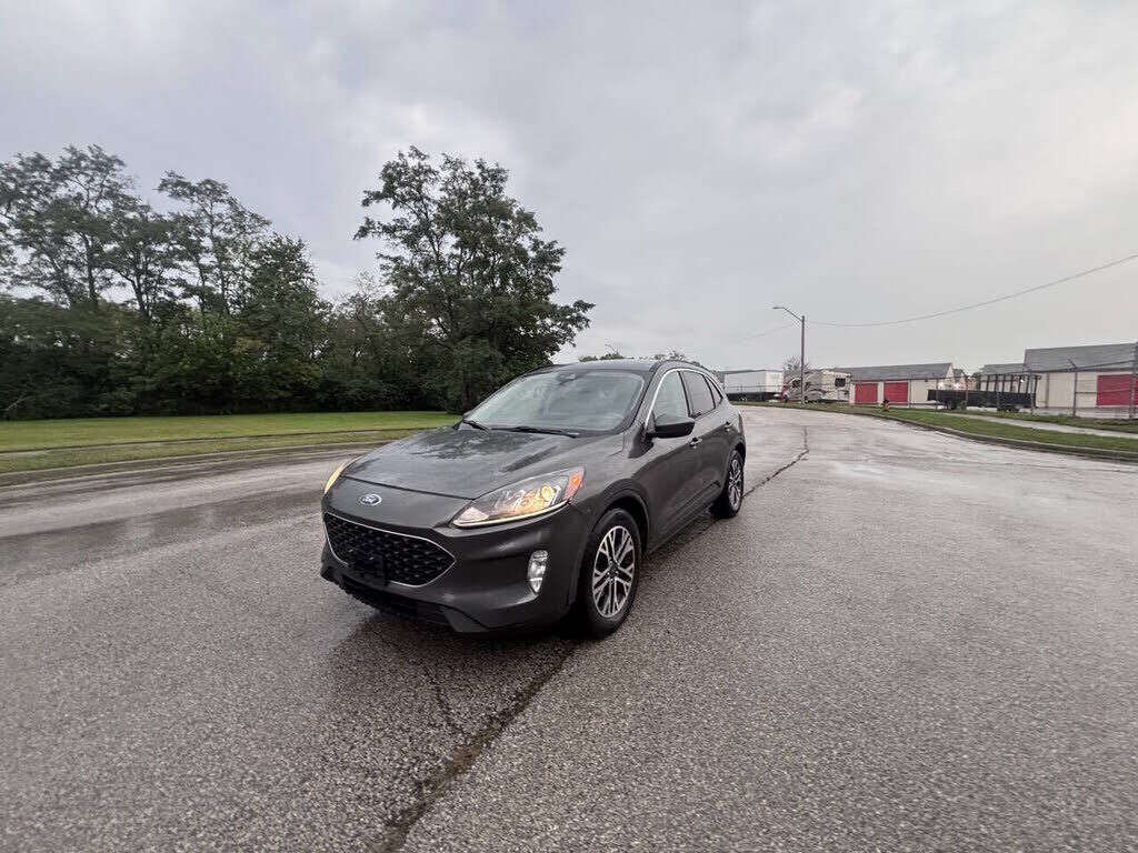 2020 FORD Escape