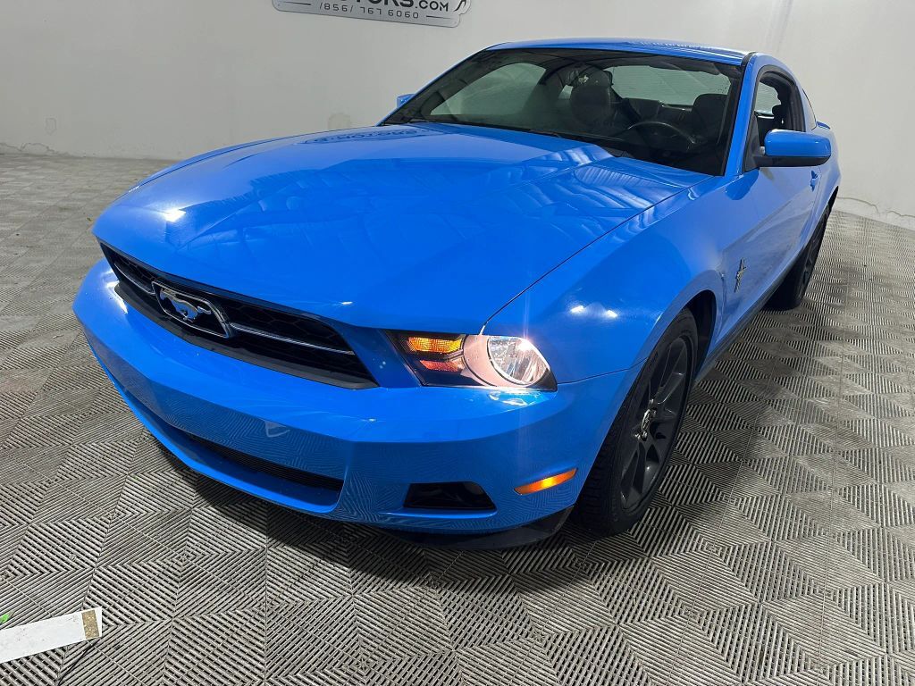 2010 FORD Mustang