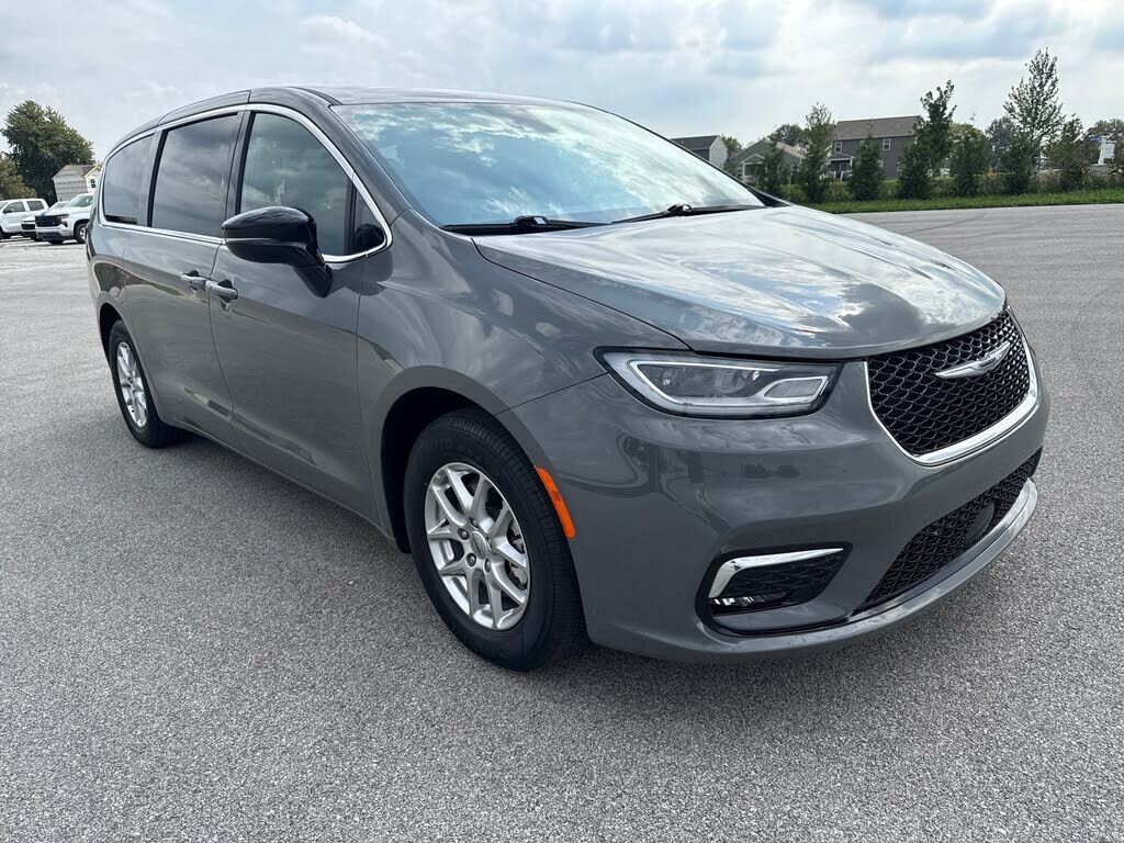 2025 CHRYSLER Pacifica