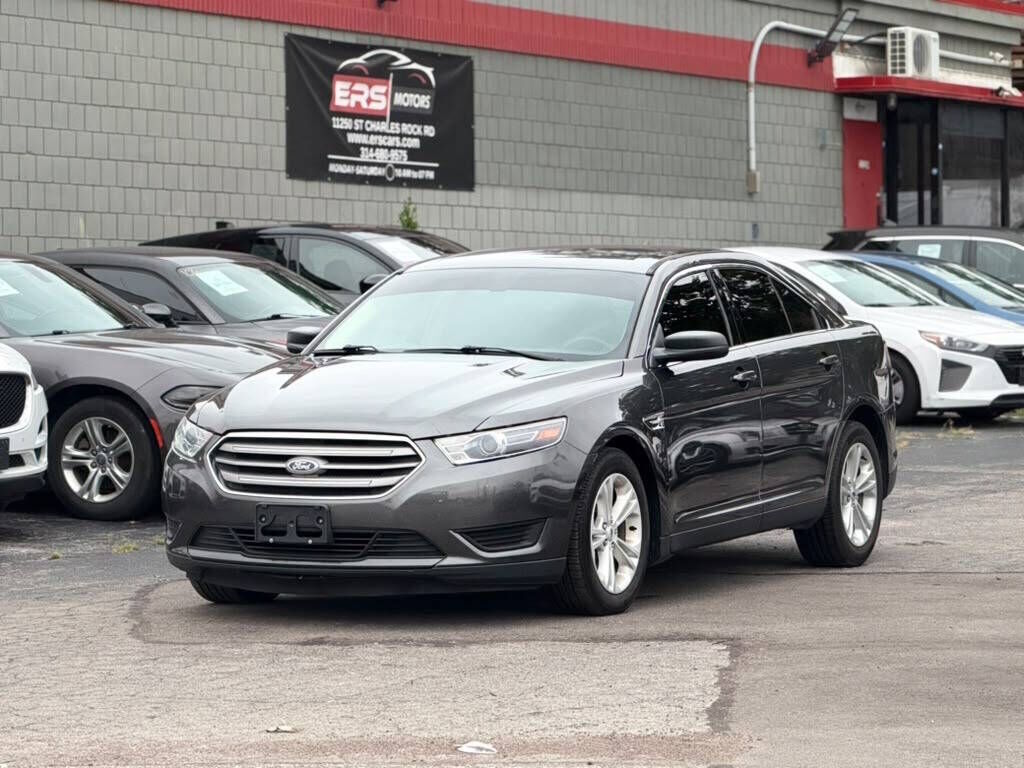 2017 FORD Taurus