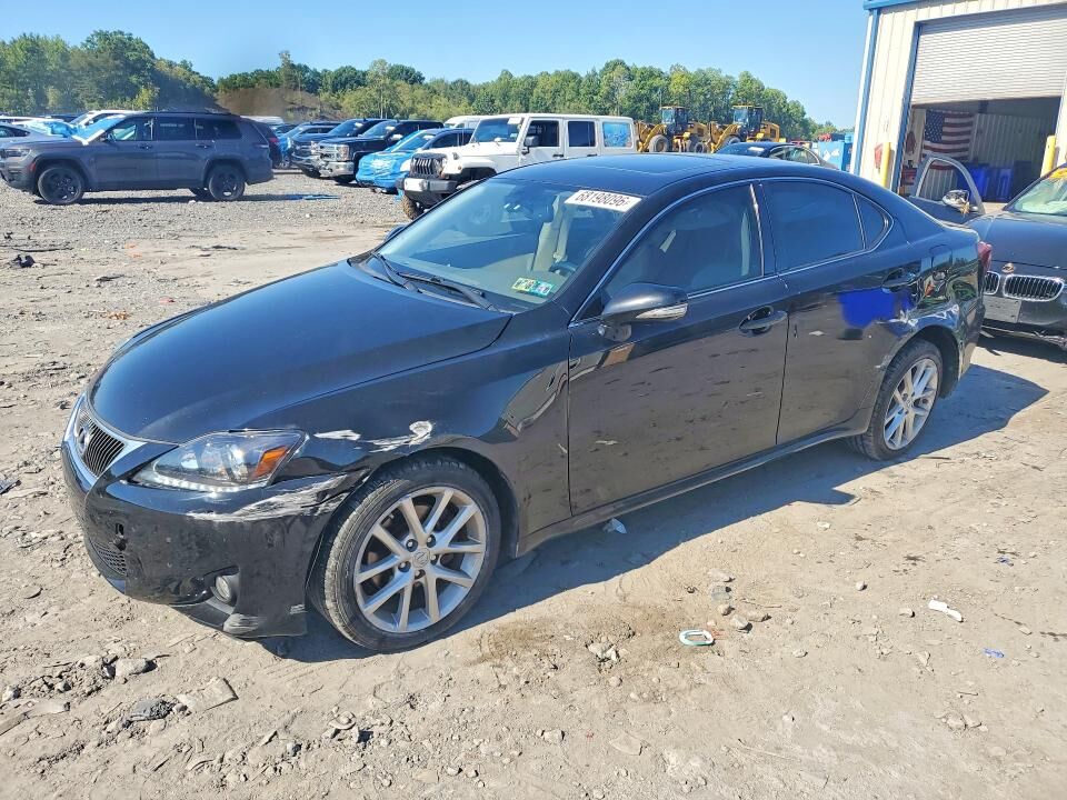 2011 LEXUS IS