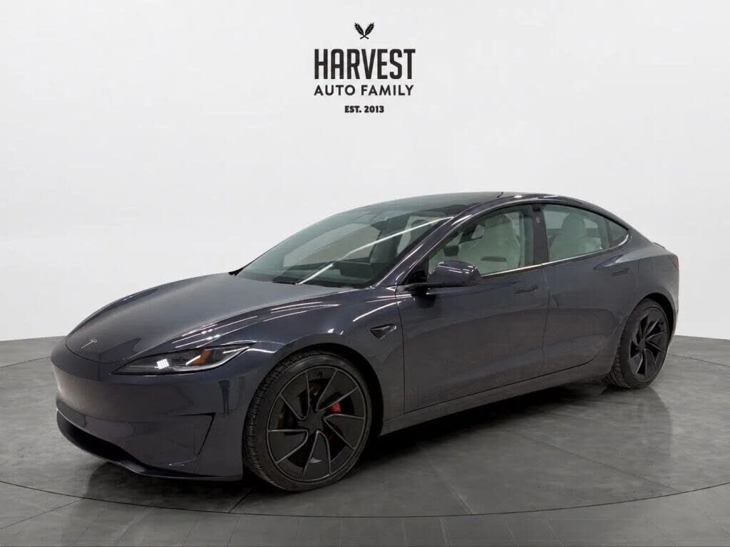 2024 TESLA Model 3