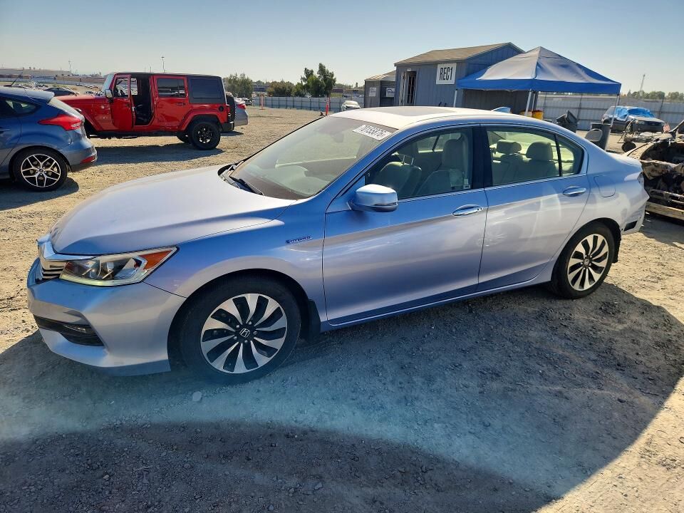 2017 HONDA Accord