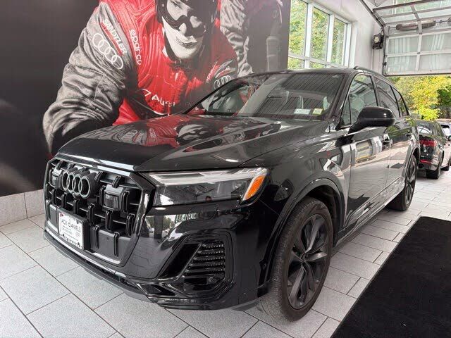 2025 AUDI Q7