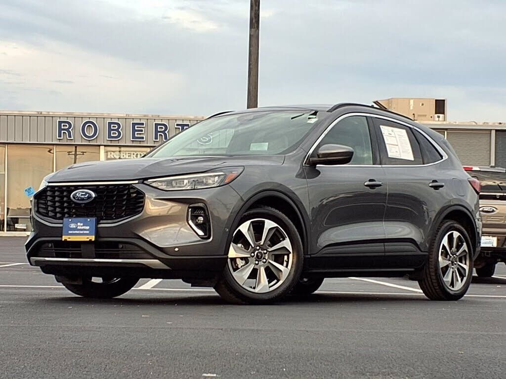 2023 FORD Escape