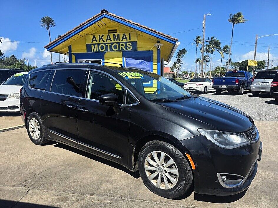 2019 CHRYSLER Pacifica