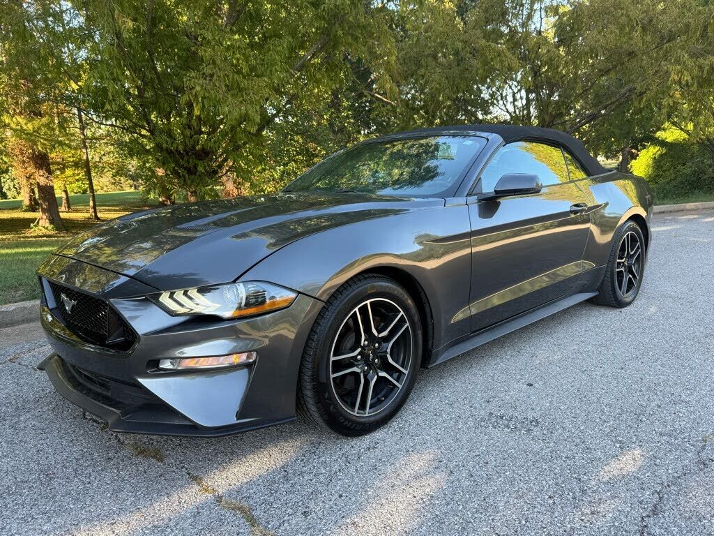 2020 FORD Mustang