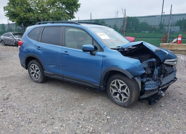 2020 SUBARU Forester