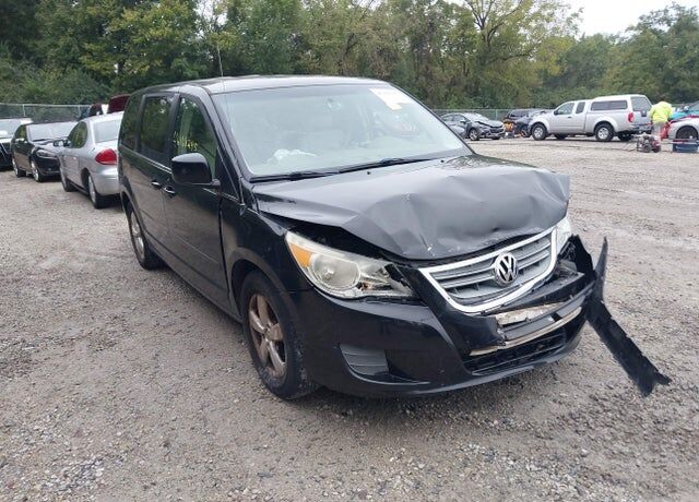 2010 VOLKSWAGEN Routan