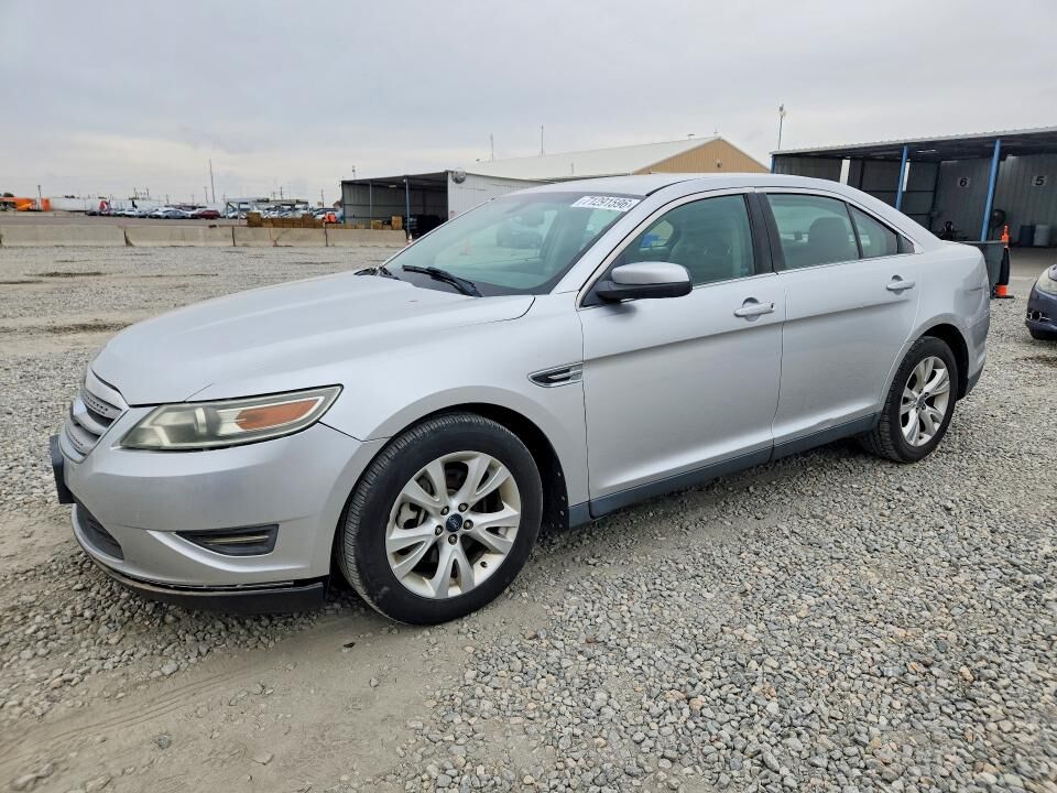 2010 FORD Taurus