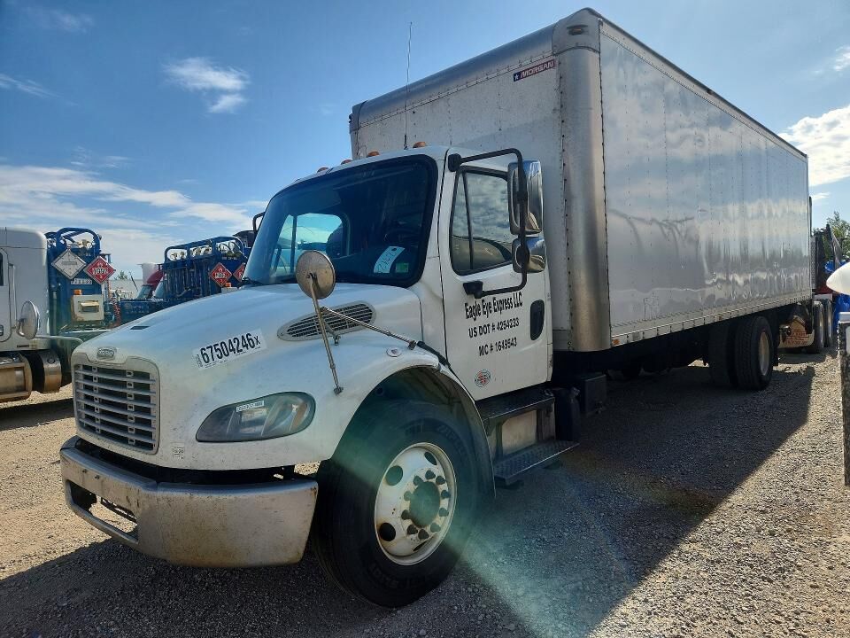 2015 FREIGHTLINER M2