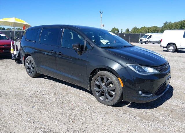 2020 CHRYSLER Pacifica