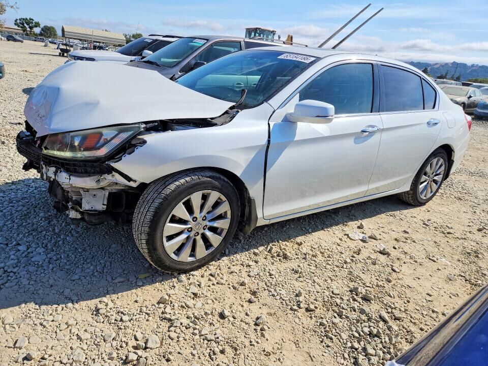 2013 HONDA Accord