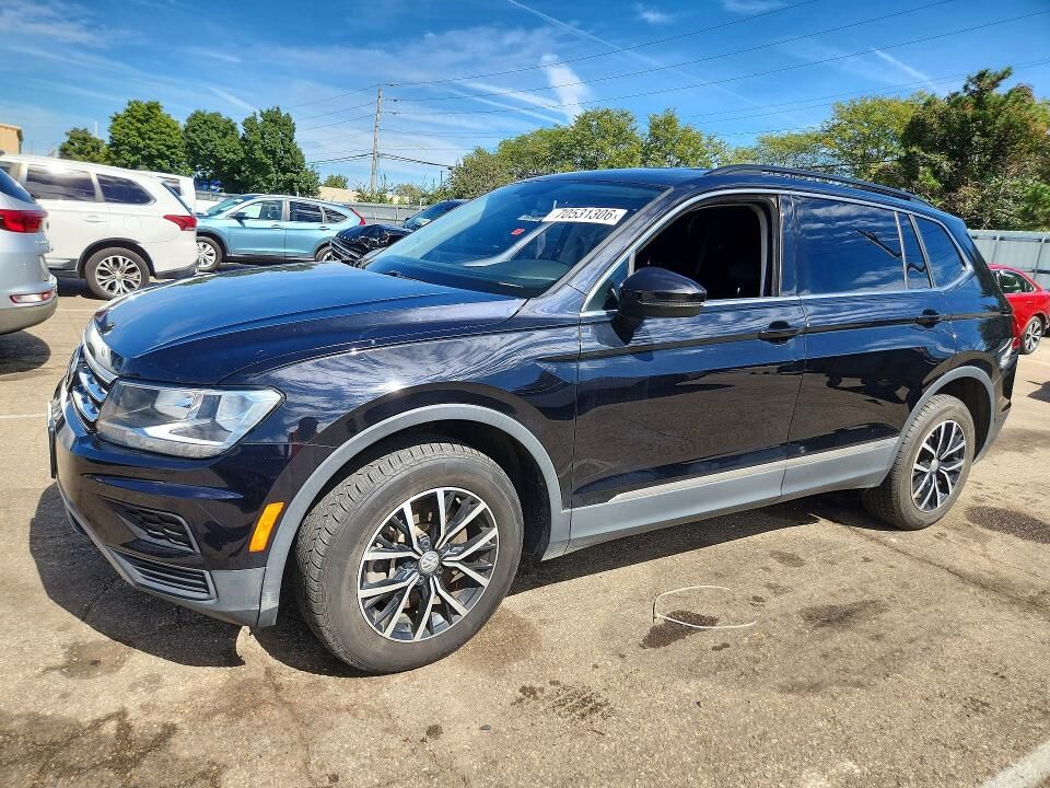 2021 VOLKSWAGEN Tiguan
