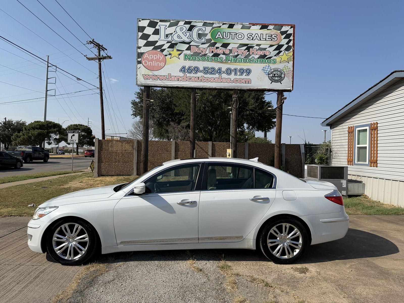 2011 HYUNDAI Genesis
