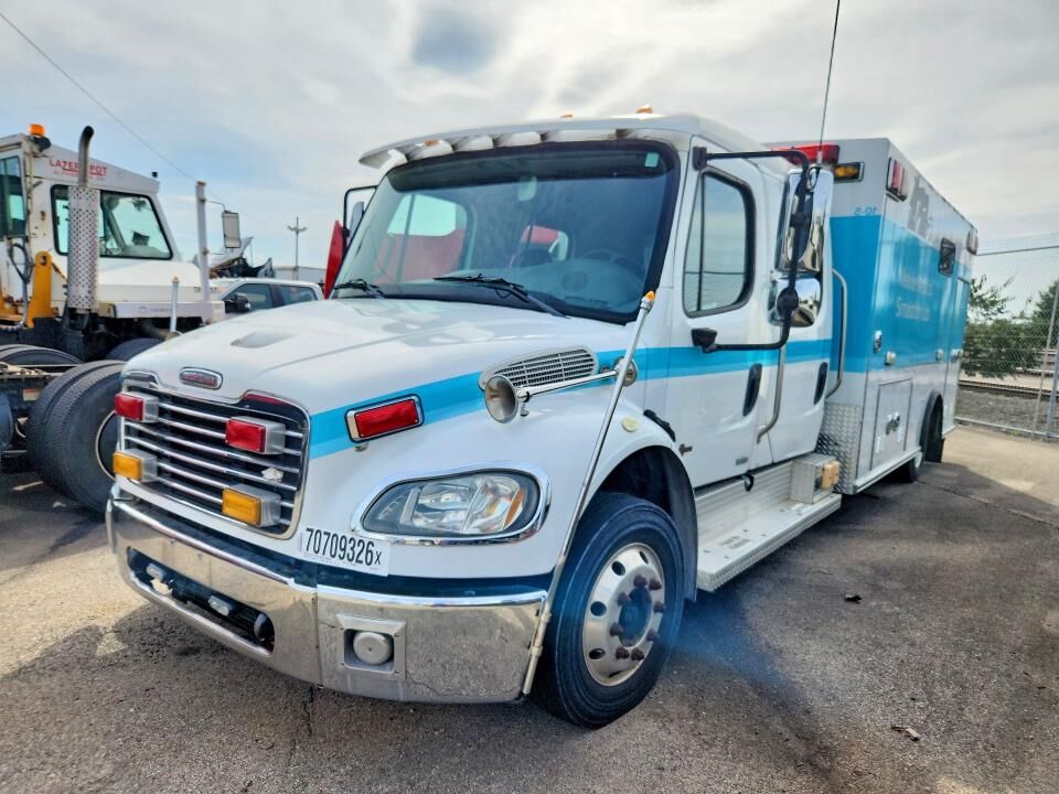 2007 FREIGHTLINER M2