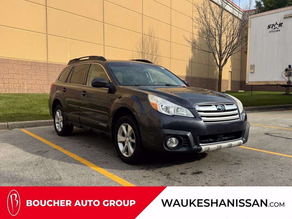 2013 SUBARU Outback
