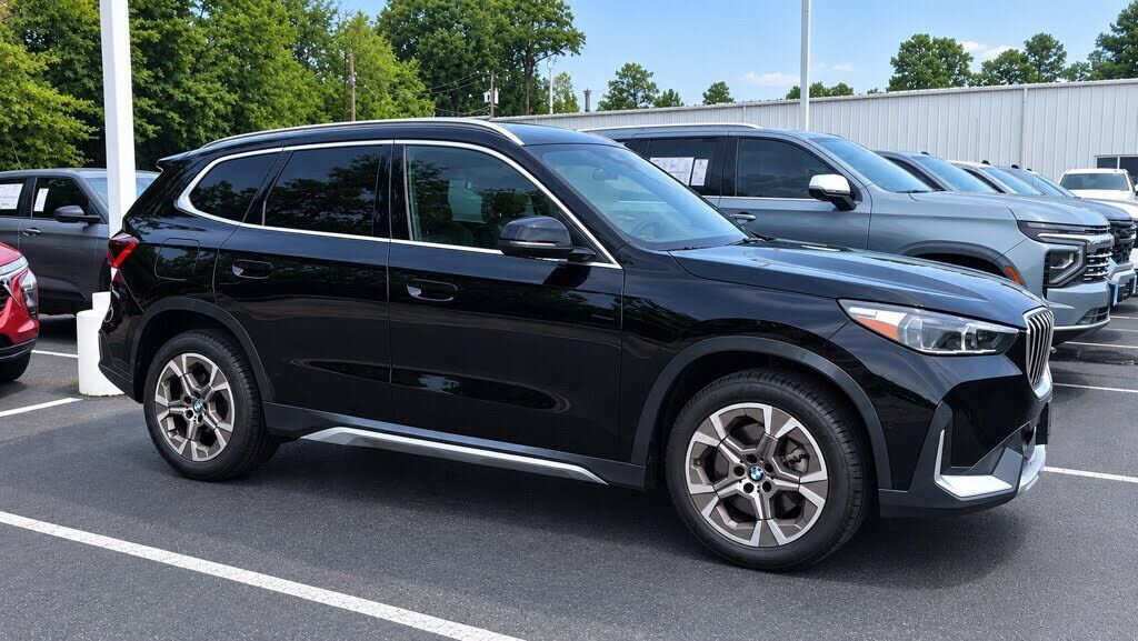 2025 BMW X1