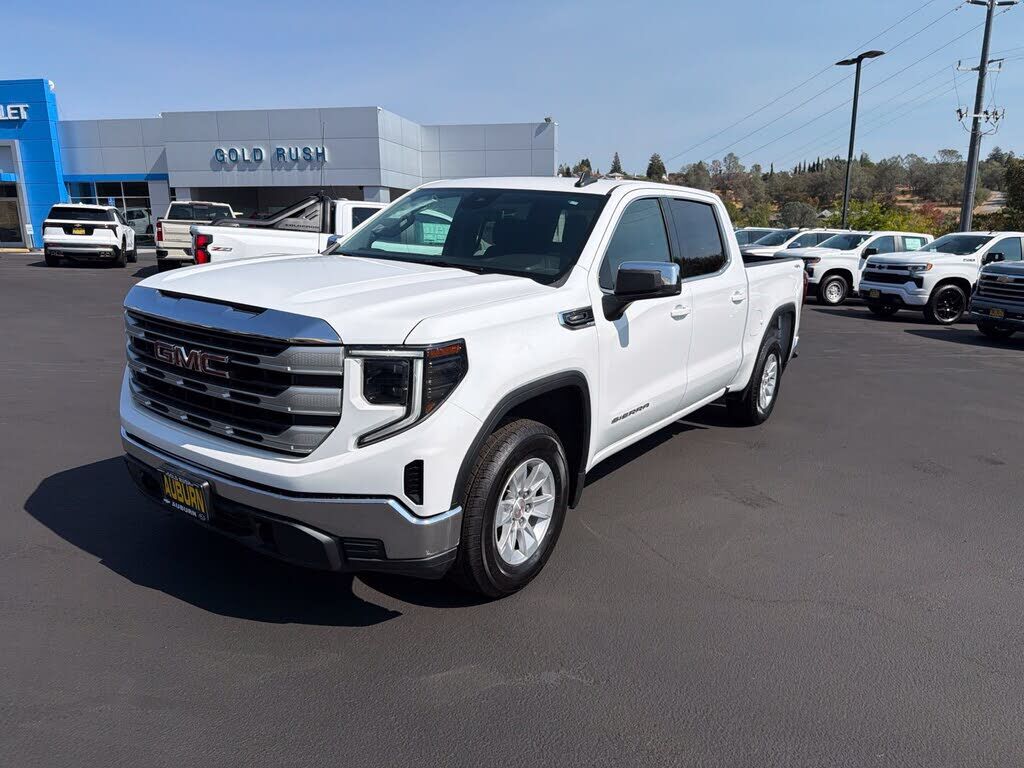 2024 GMC Sierra