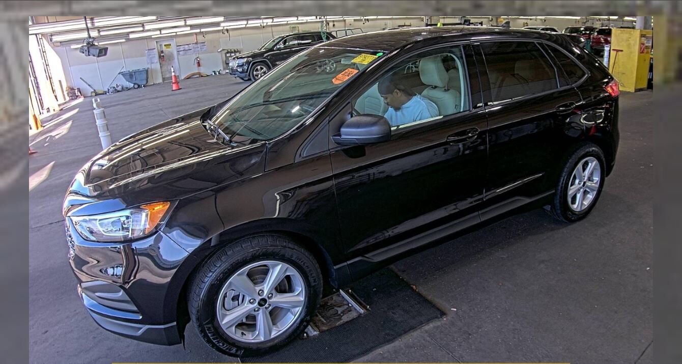 2023 FORD Edge