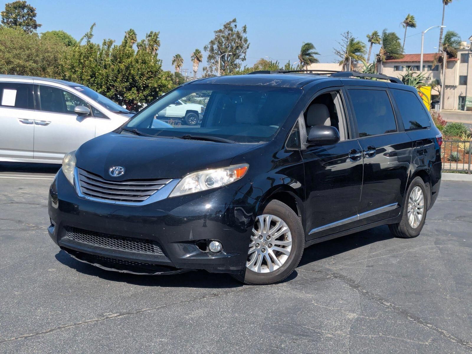 2015 TOYOTA Sienna